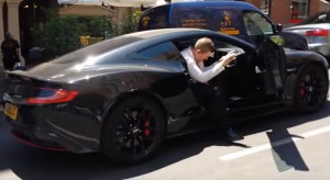 Image de Thibault Courtois et son Aston Martin Vanquish